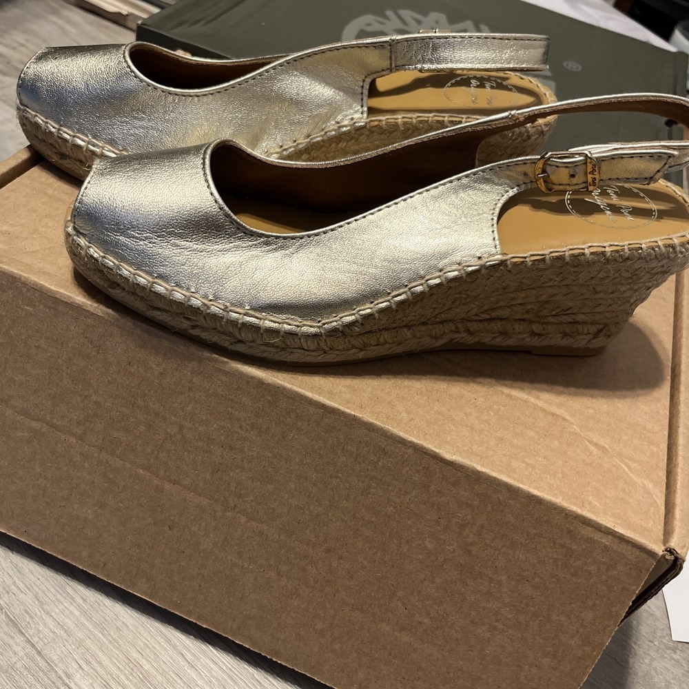 Toni Pons Croacia Womens Espadrilles Sandals US 9 Leather Wedge Heel NWOB